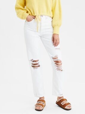 ✨ American Eagle 90s Boyfriend Jeans – White Distressed Size 0 X-Short